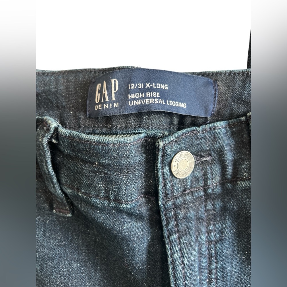 Women’s Gap High Rise Universal Legging Jeans w/Button Pockets Size 12/31 X-Long - Picture 6 of 8